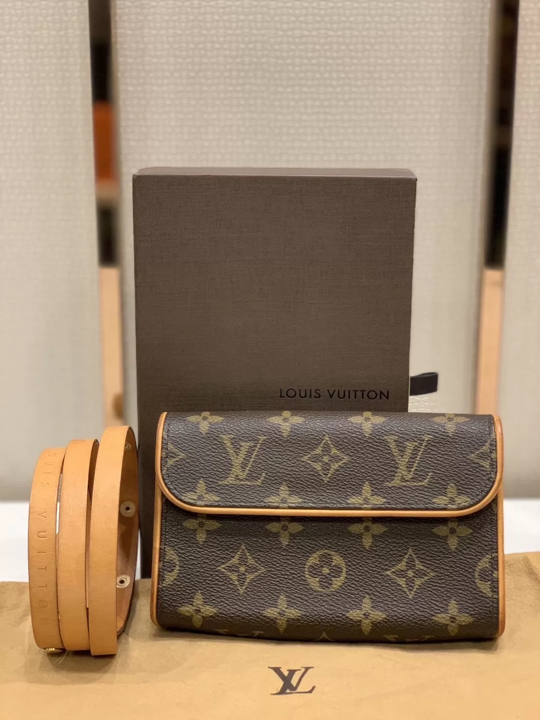 LV Florentine pre-owned Pochette Florentine belt bag - Image 2