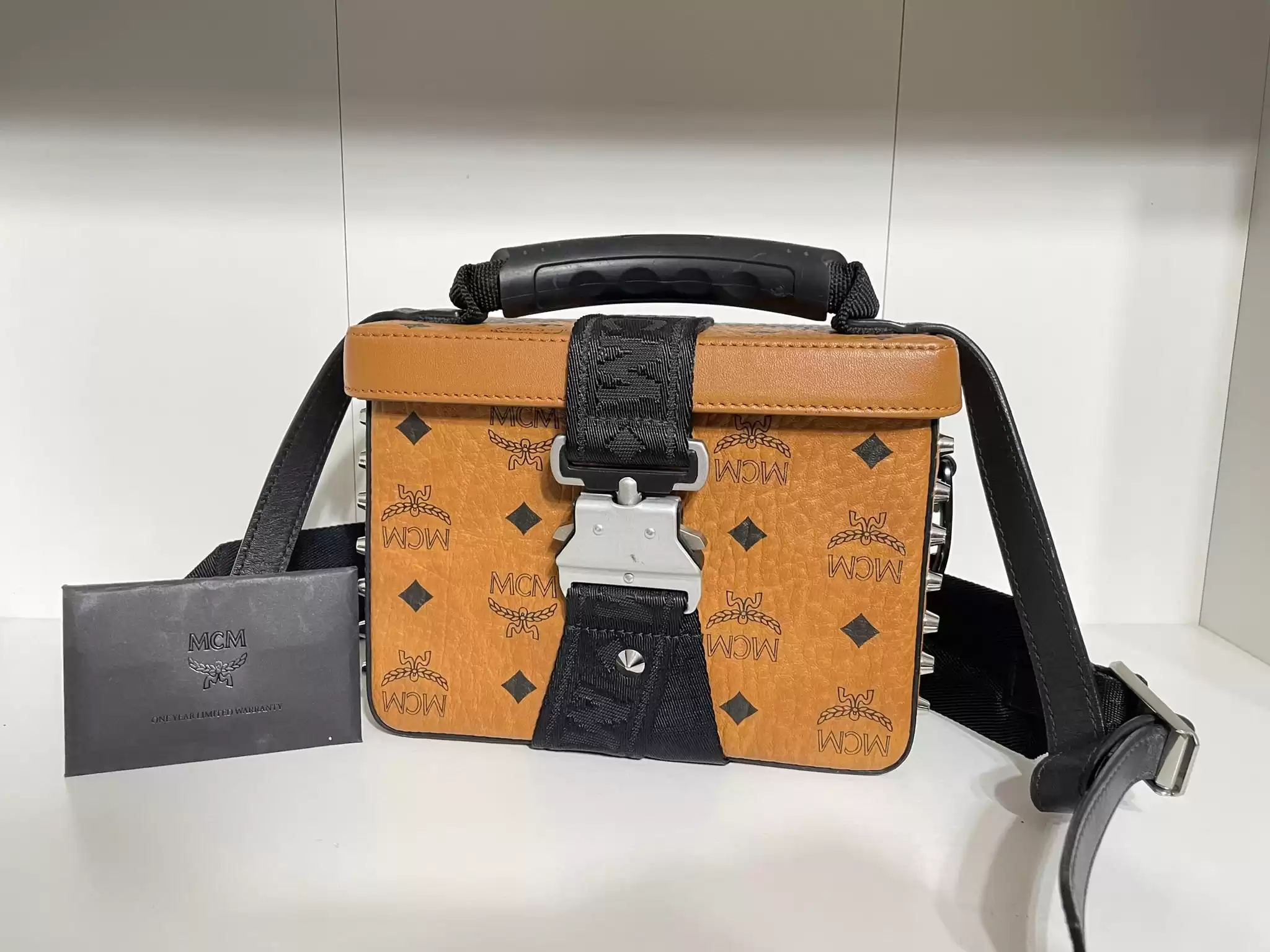 MCM Small Jamison Crossbody Bag - Image 5