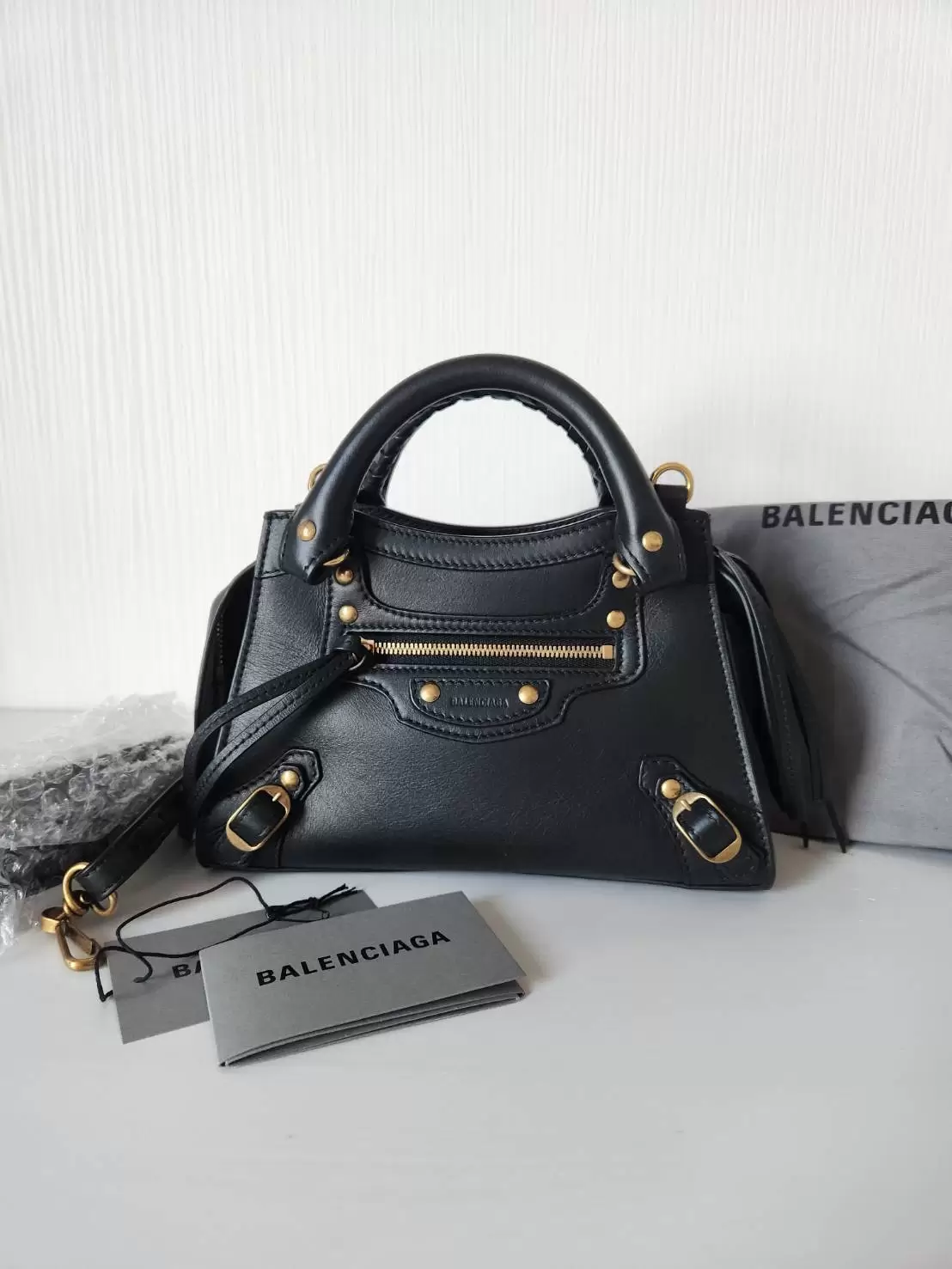 Balenciaga Neo Classic Handbag - Image 5