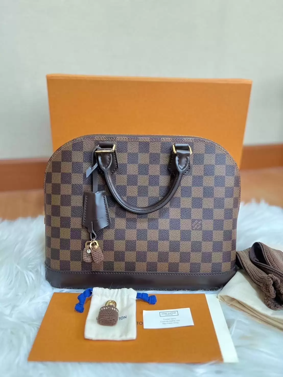 LV Alma Damier Ebene - Image 4