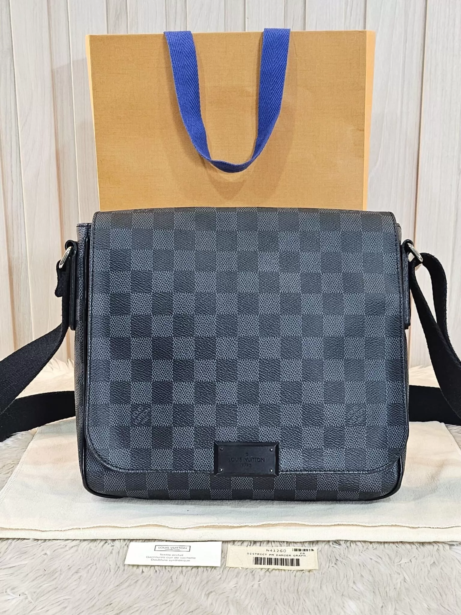 LV District Damier Graphite - Image 8